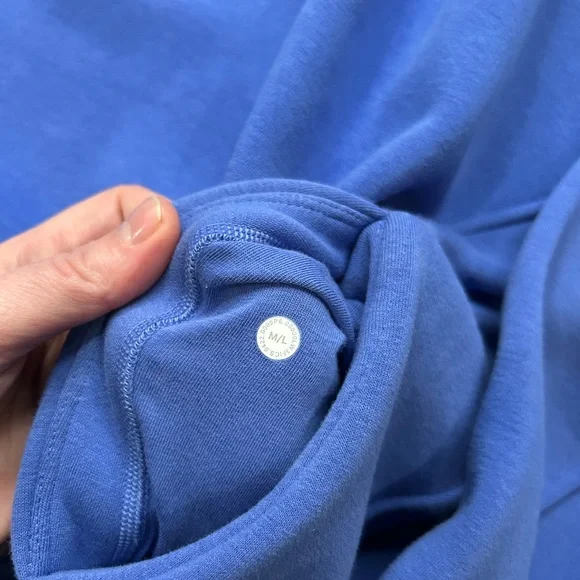 Lululemon Thick Fleece Half Zip M/L - Picture 12 of 14